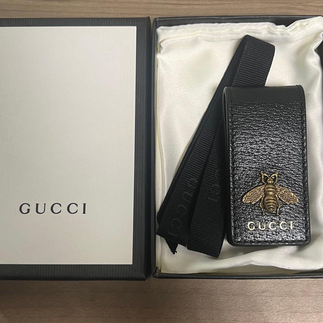 GUCCI マネークリップ 蜂モチーフ レザー