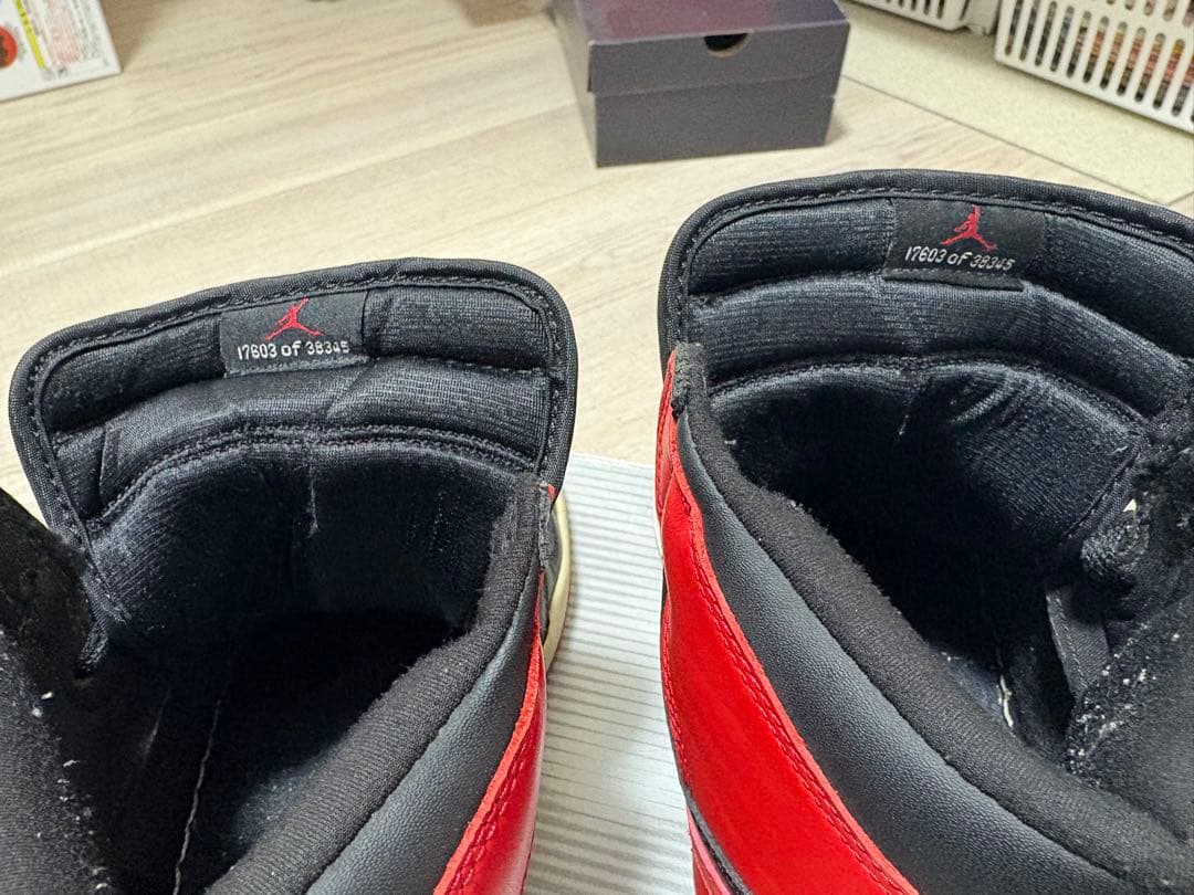 NIKE AIR JORDAN 1 2001年 BRED ジョーダン