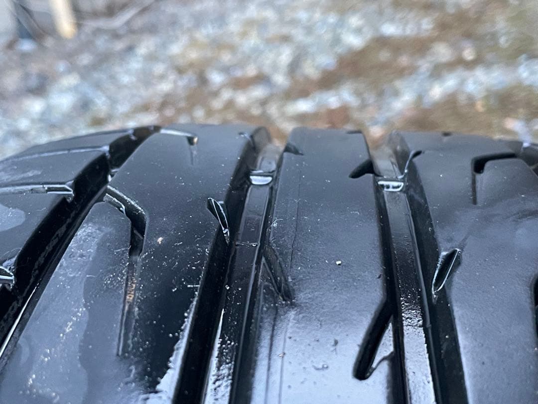 ①2本 215/50R17ダンロップ DIREZZA DZ102