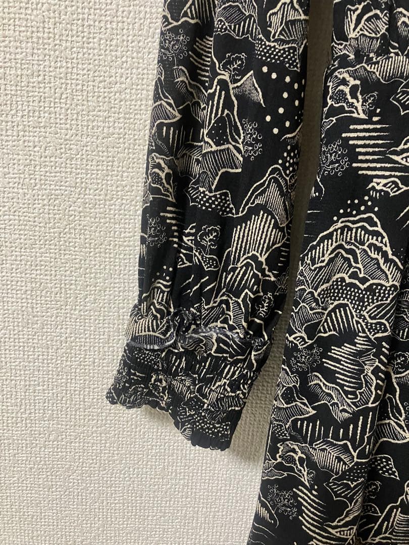 VIVIENNE TAMハイネックワンピース