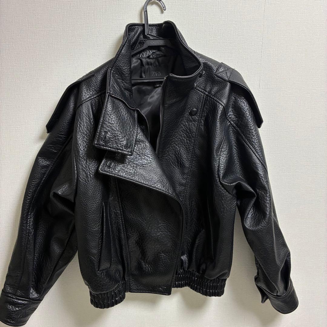 ZARA ブラック ハイネックフェイクレザージャケットXS