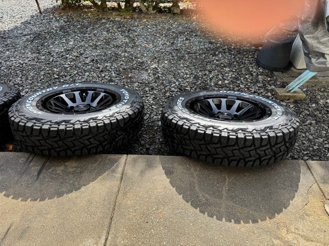 ジムニー タイヤホイールセット185/85R16 ホワイトレター