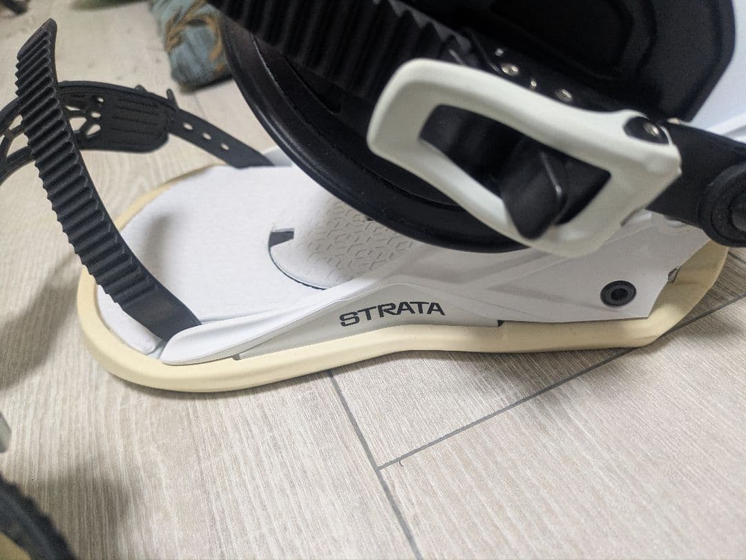 23-24 UNION STRATA ストラータ ホワイト　Mサイズ