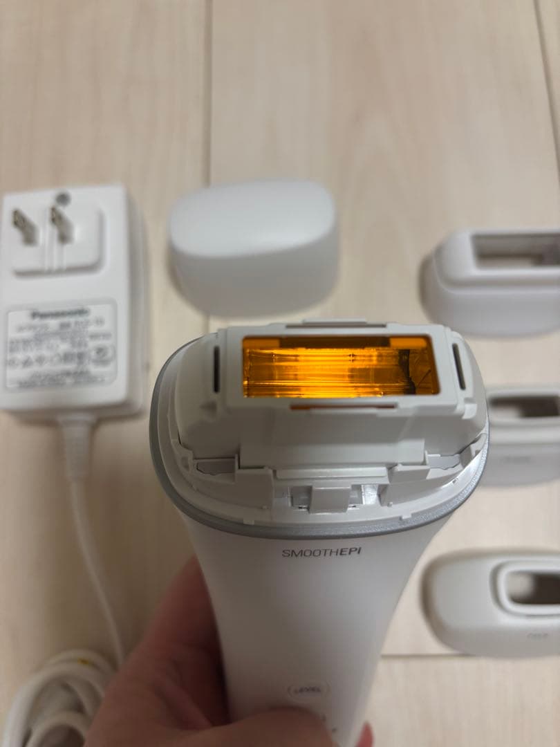 Panasonic 脱毛器 ES-WH7A 充電器付き