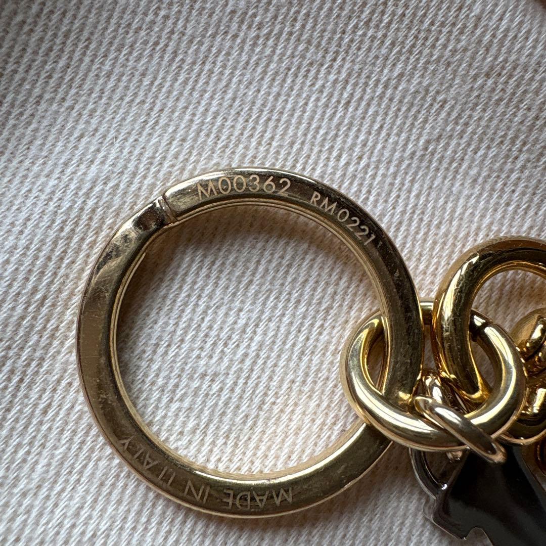 LOUIS VUITTON ゴールド キーホルダー美品✨