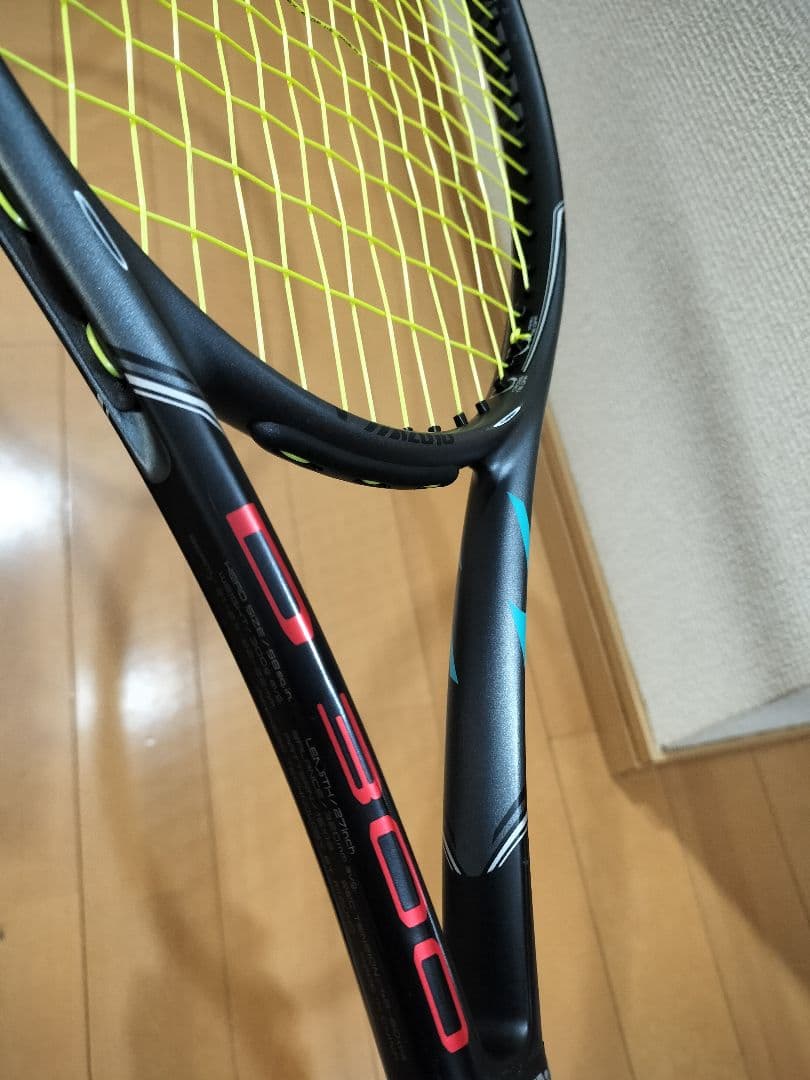 Mizuno D300 テニスラケット ミズノ　ラケット
