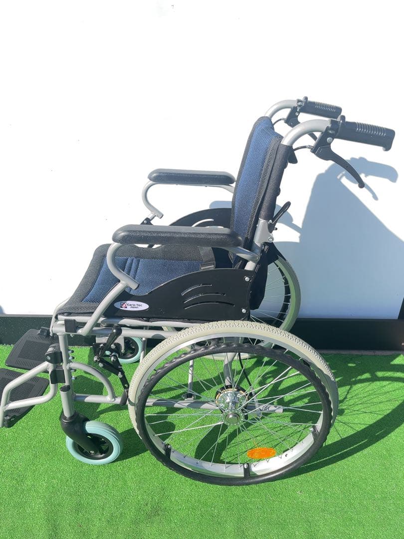 Care-Tec 自走式車椅子 ハピネスライトCA-12SU