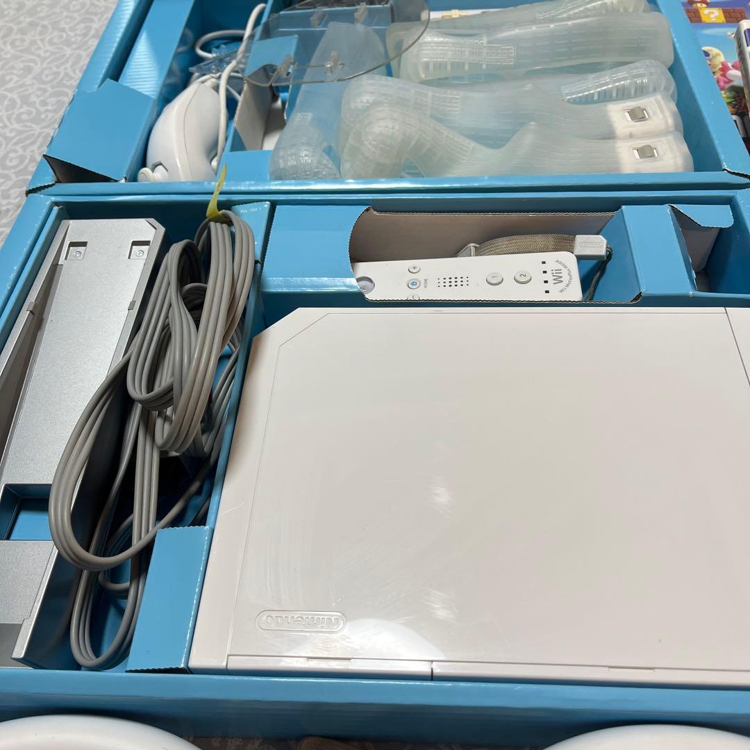Wii本体　セット　ハンドル　ソフト