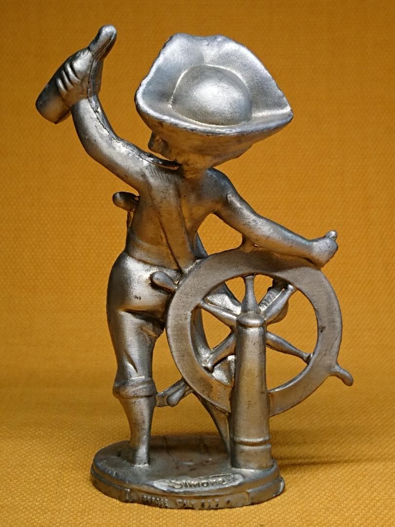 人形　金属　彫像　イタリア　置物　インテリア　工芸品　美術品　A2963