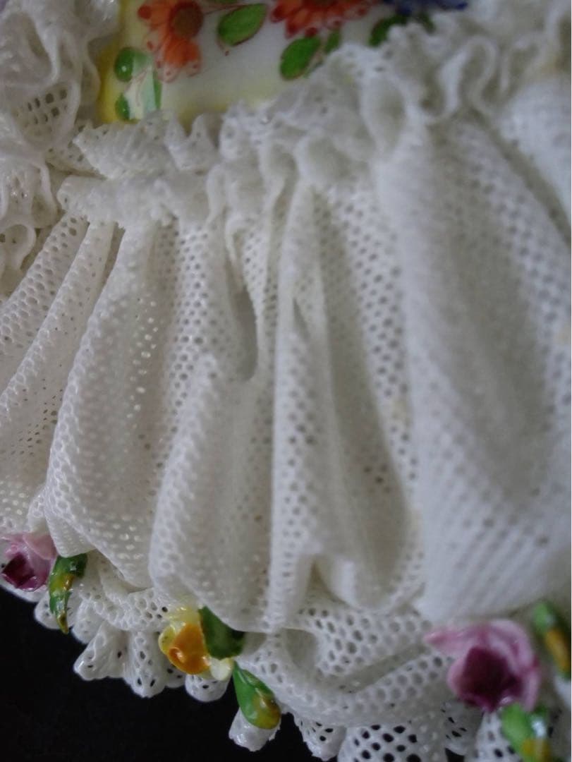 ドレスデン　レースドール　フォルクシュテット　陶器　人形　ドイツ　フィギュリン