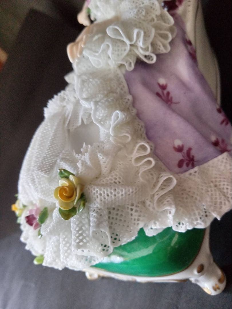 ドレスデン　レースドール　フォルクシュテット　陶器　人形　ドイツ　フィギュリン