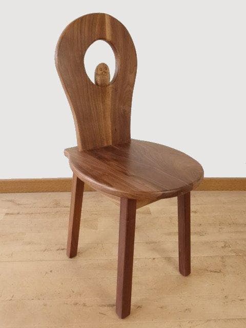 ふくろう　椅子　ダイニングチェアーC イス　ウォールナット材　勇峰工芸（新）