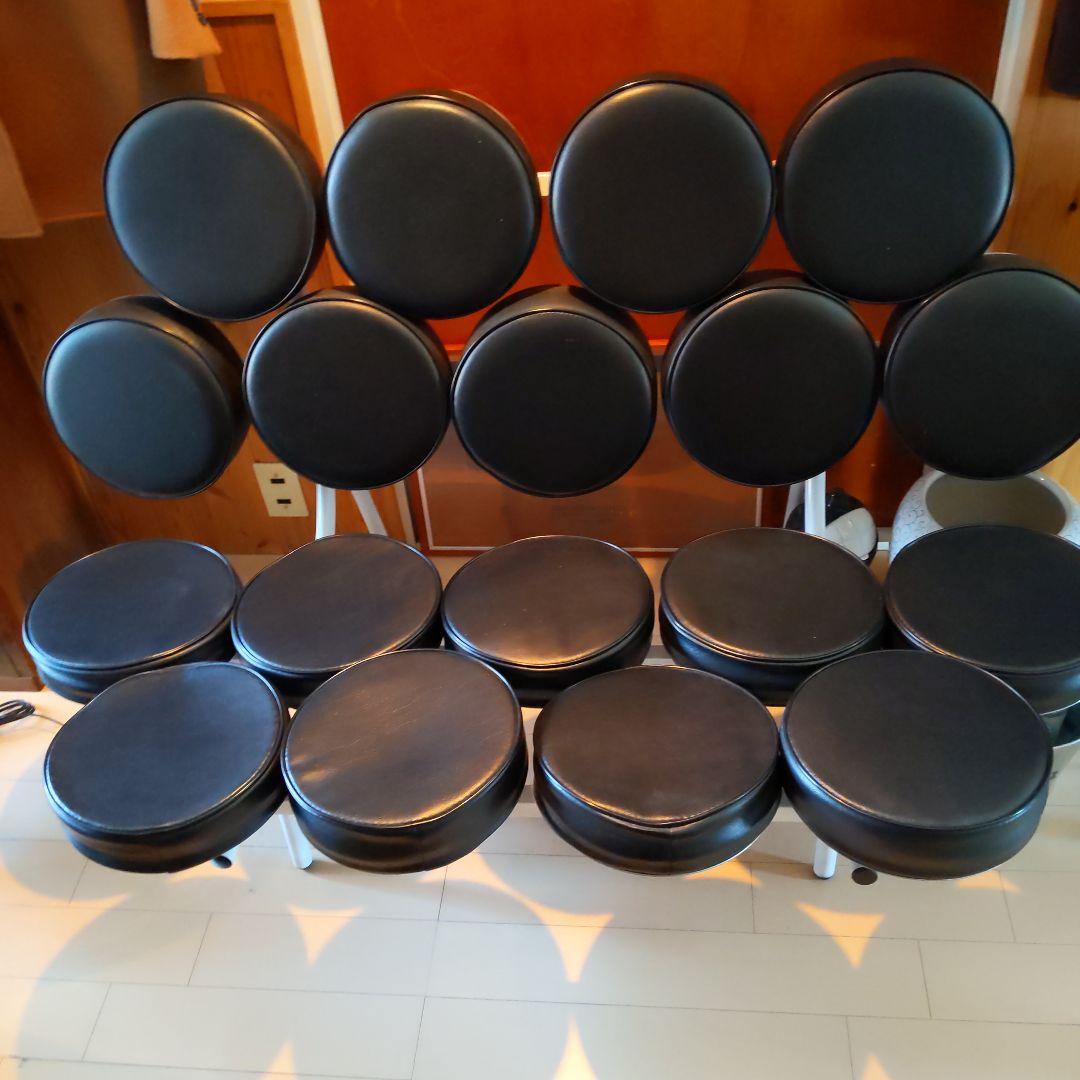 モダンな円形マシュマロソファ　 （引き取り限定　商品）