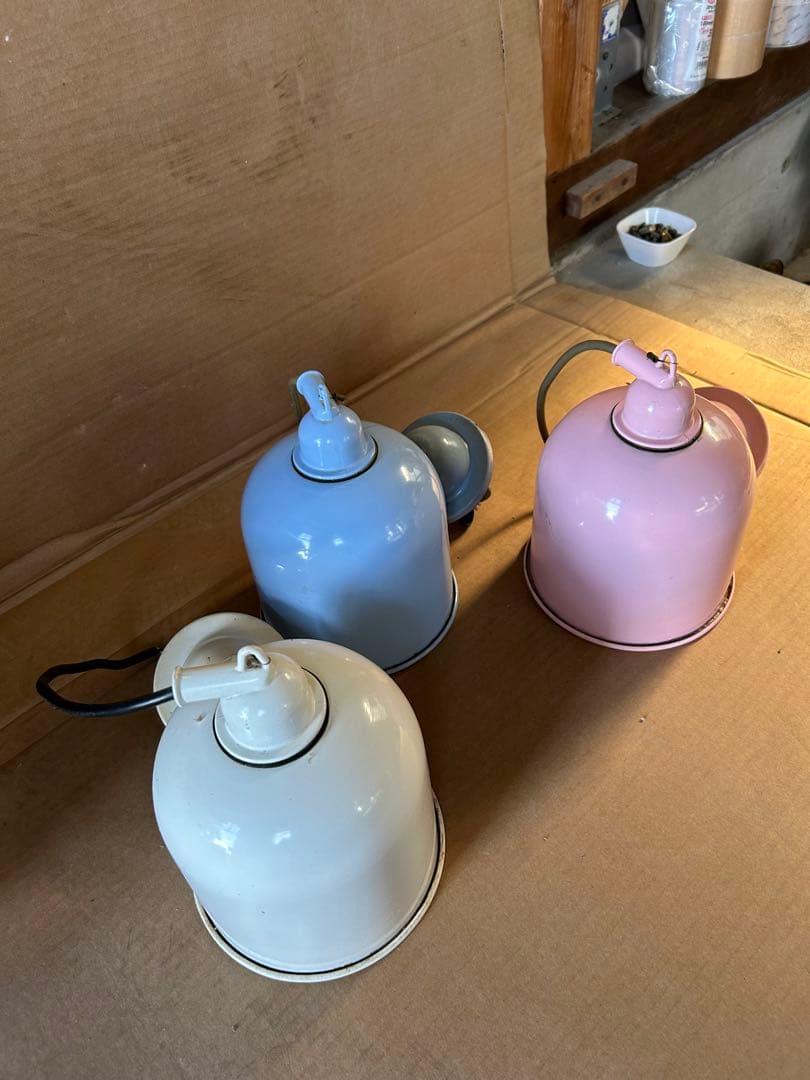 昭和レトロ　ホーローのような天井ペンダントライト　3点セット　中古品