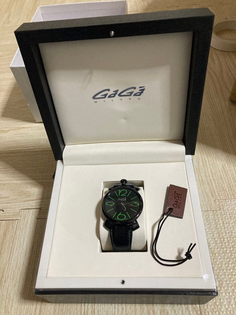 B*L様 GaGa Milano アナログ時計 ブラック/グリーン