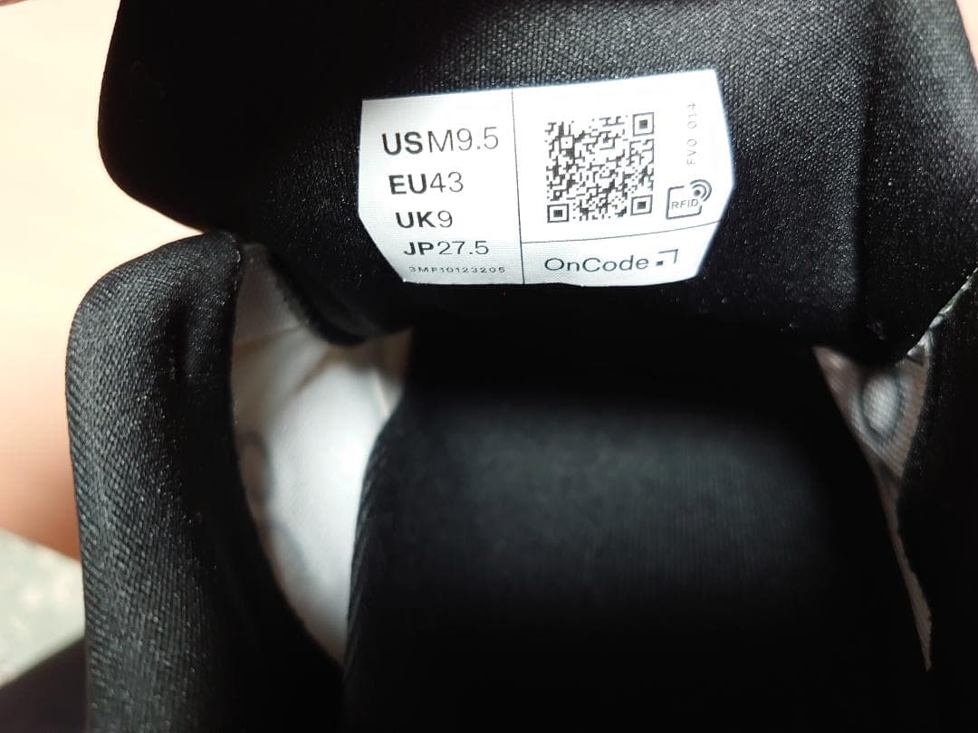 【新品】ON オン クラウドサーファー 2 27.5㎝