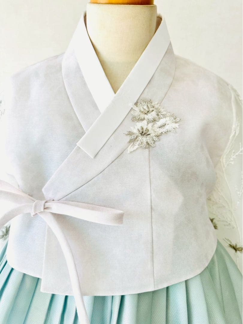 すーさん チマチョゴリ 刺繍チョゴリ 化繊カレチマ 身長165cm前後