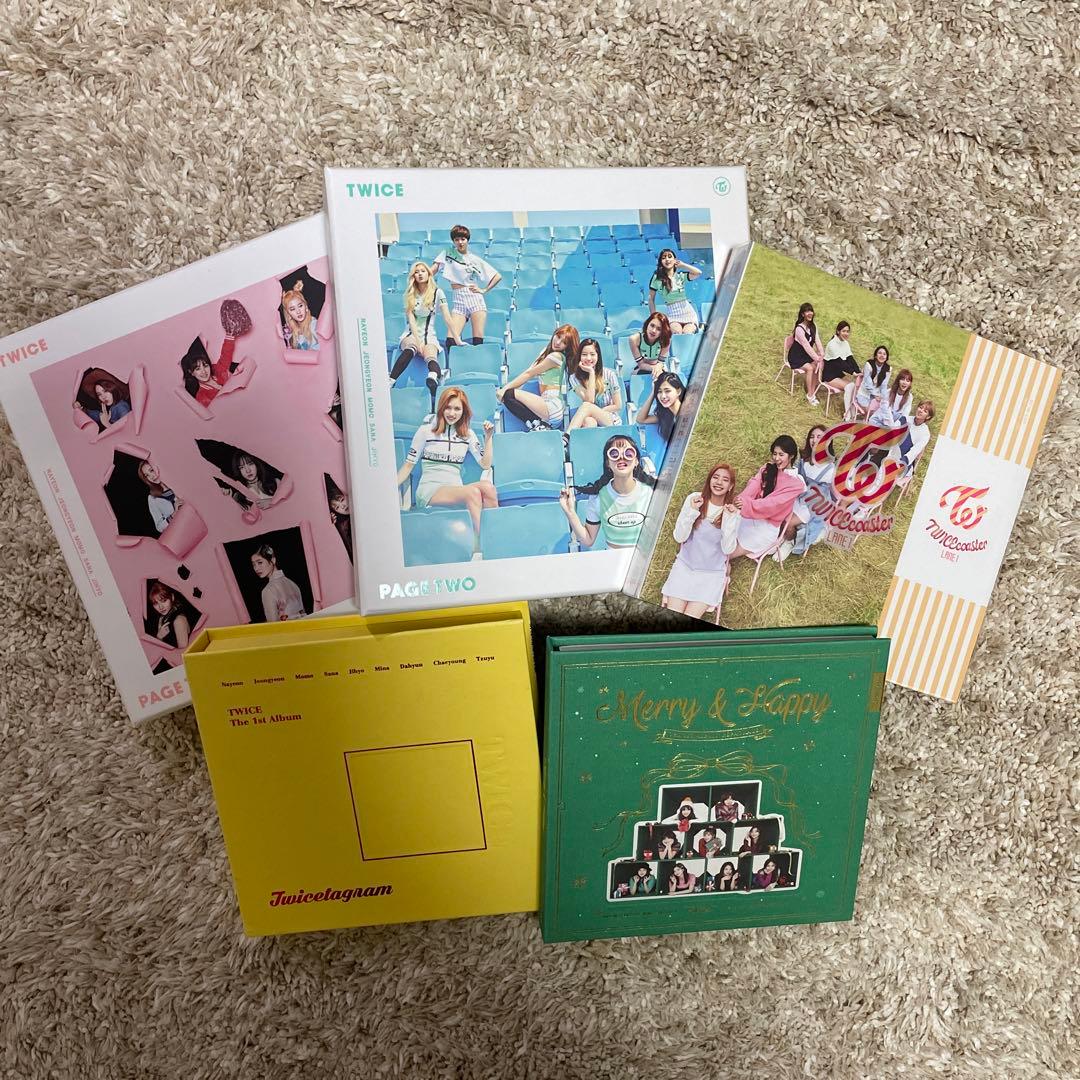 TWICEアルバムまとめ売り
