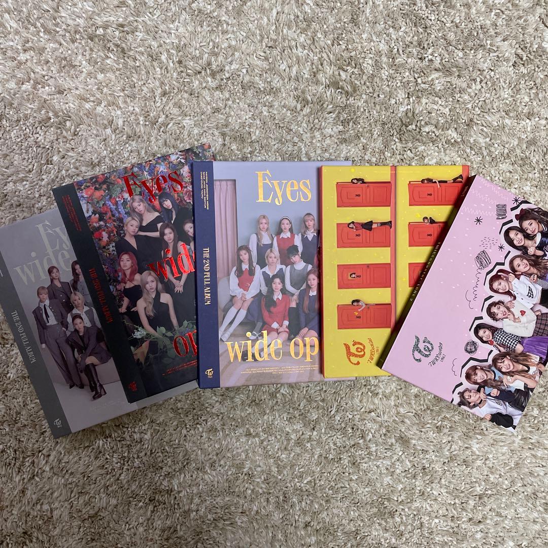 TWICEアルバムまとめ売り