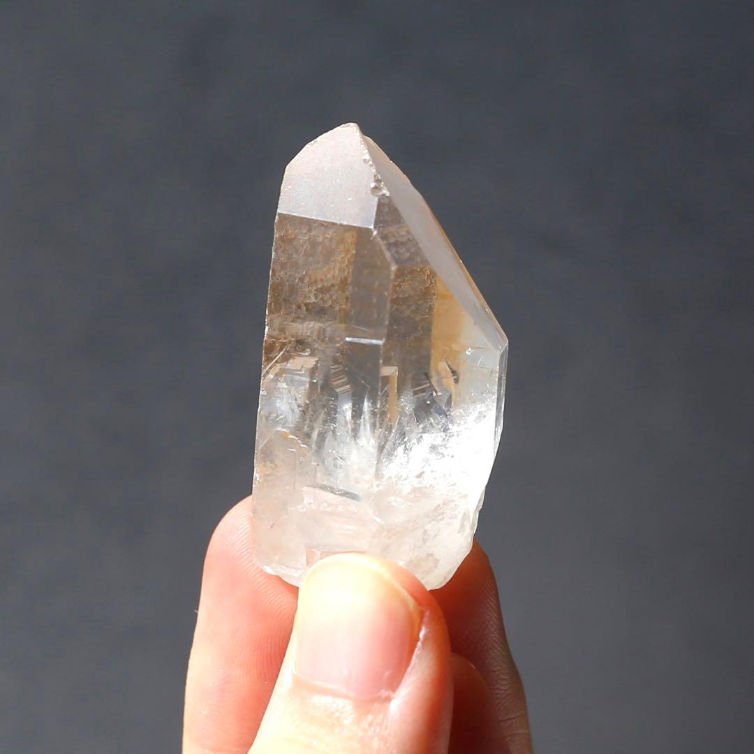 ゴールデンヒーラー クォーツ 原石 水晶 鉱物 希少石 天然石