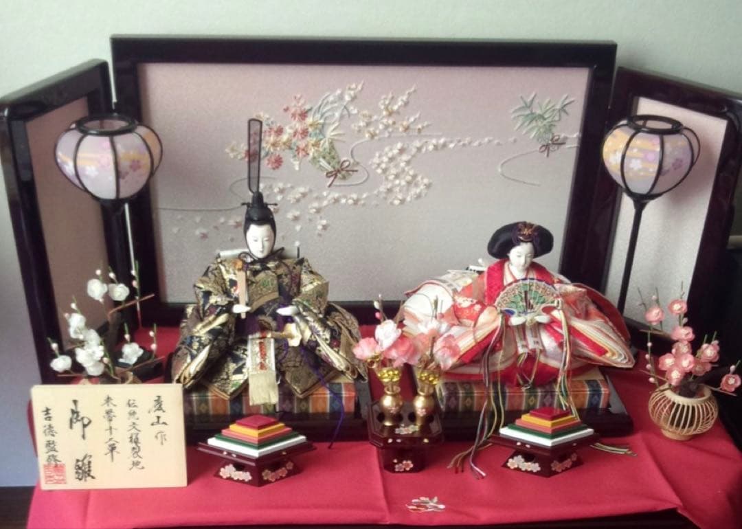 正午まで価格‼️1度のみ飾った雛人形♡台座に収納可