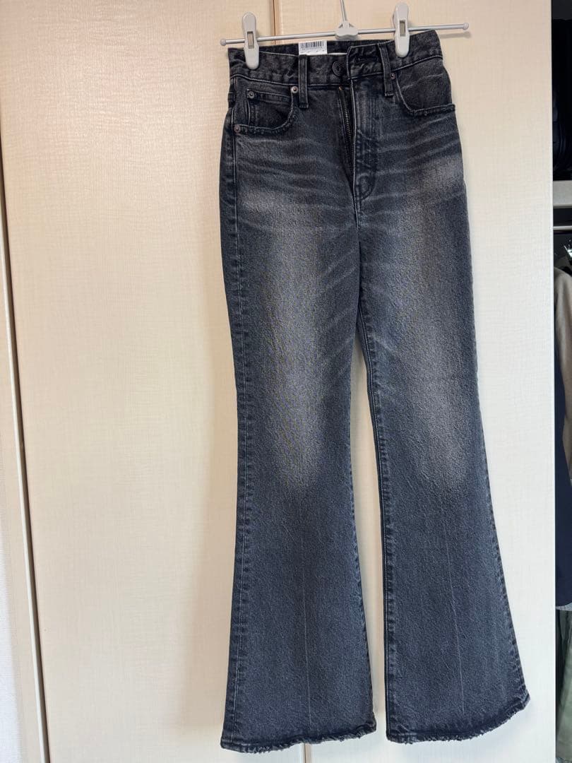 moussyマウジー　MVS フレア　ブラック　23inch