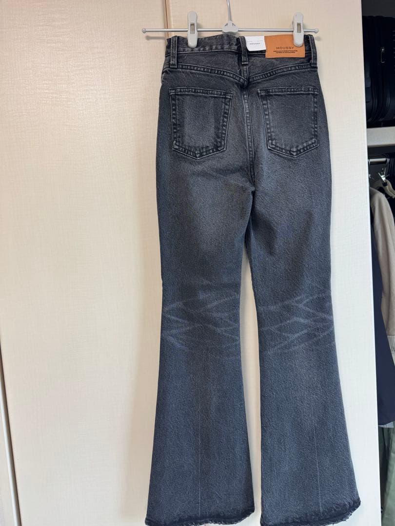 moussyマウジー　MVS フレア　ブラック　23inch