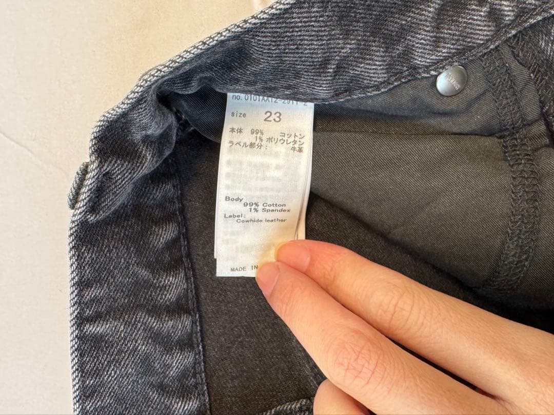 moussyマウジー　MVS フレア　ブラック　23inch