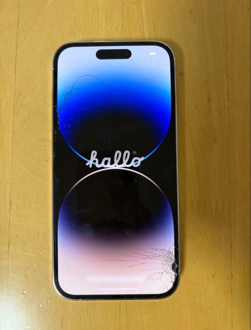 iPhone 14 Pro 256gb 本体　シルバー