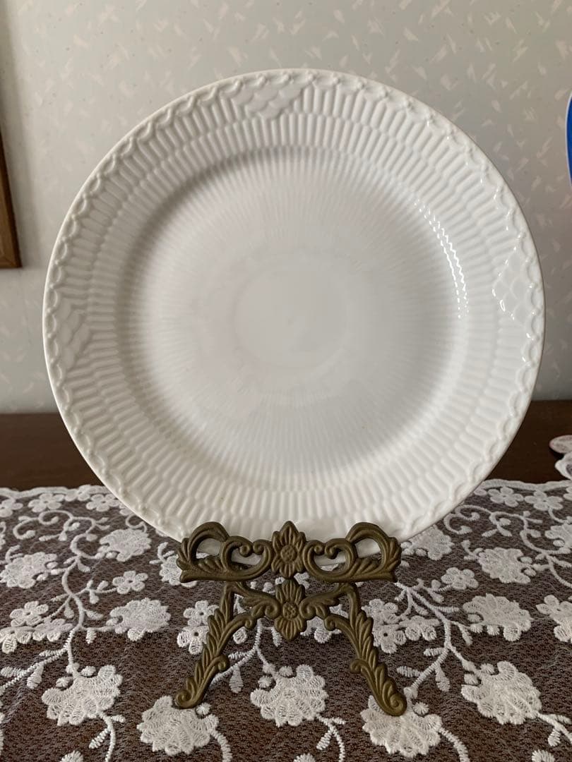 ロイヤルコペンハーゲン ホワイトフルーテッドハーフレース 25cm 4枚