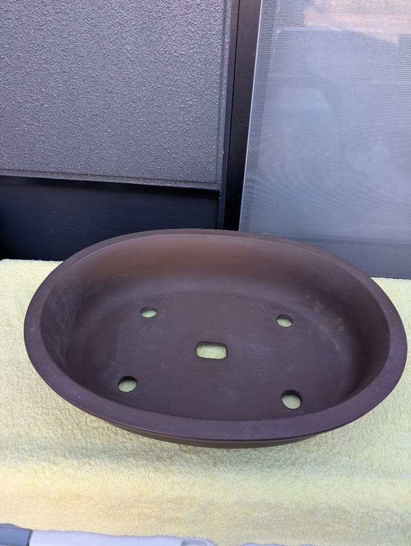 楕円形盆栽鉢 三共茶色 約27cm x 20cm