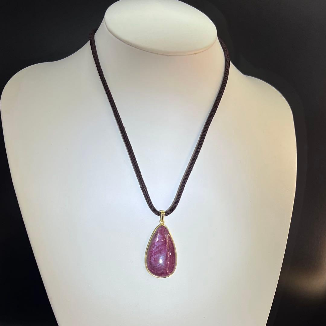 天然無処理大粒ルビーインゾイサイト しずく形ペンダントトップS925 海外鑑定書