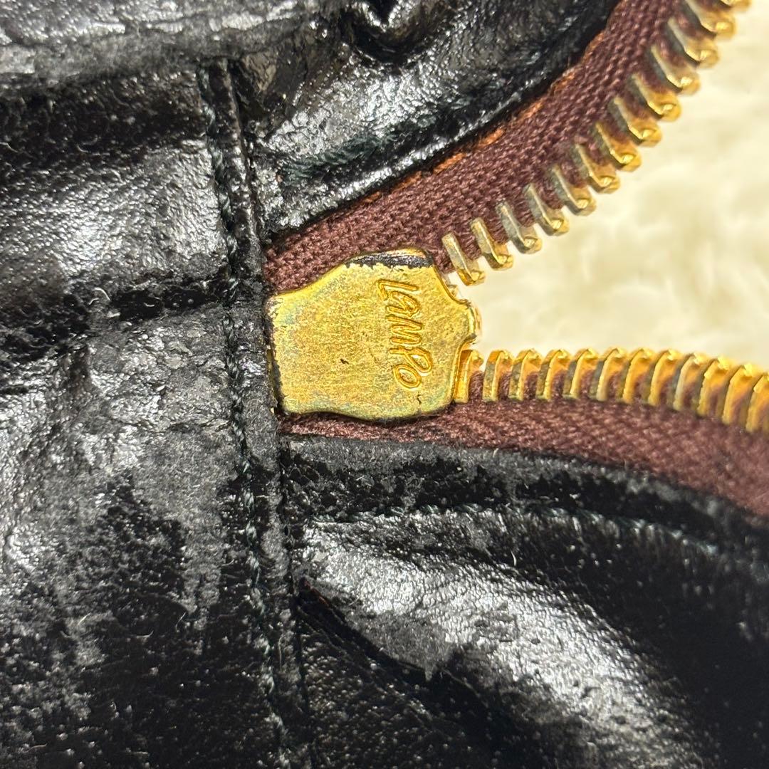 良品　グッチ　バニティバッグ　メイクバッグ　収納　エナメル　ロゴ　ブラウン