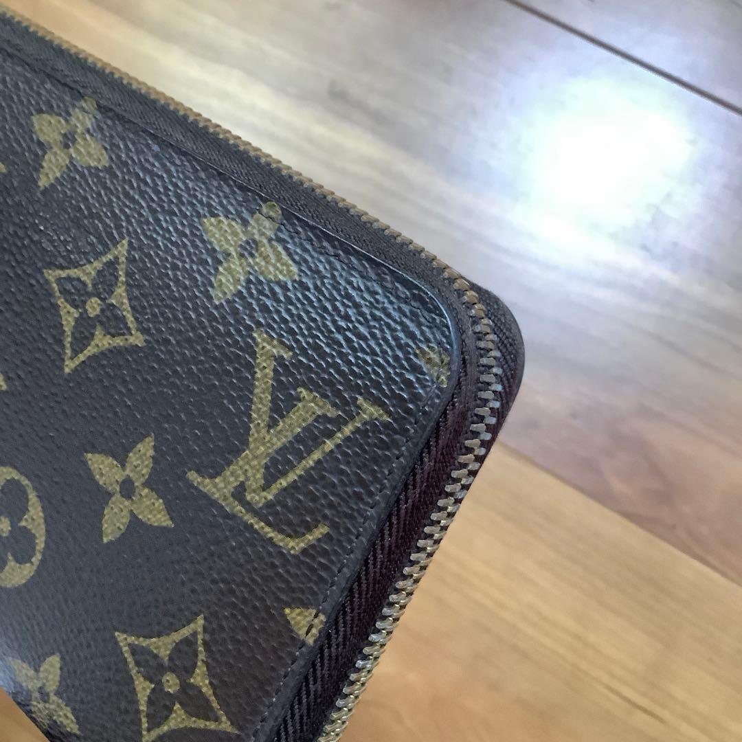 Louis Vuitton モノグラム長財布　モノグラム ジッピー・ウォレット