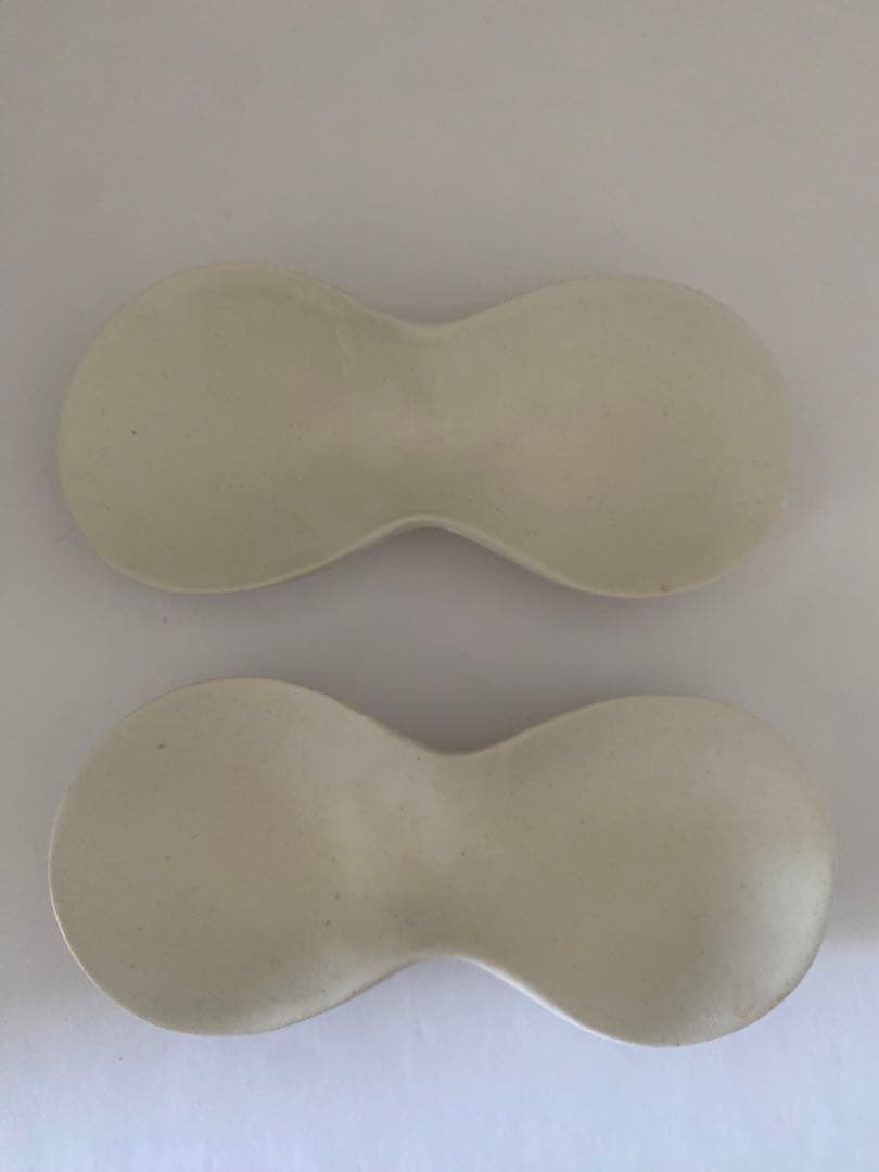 井山三希子　ピーナツ型ミニ皿　2点セット