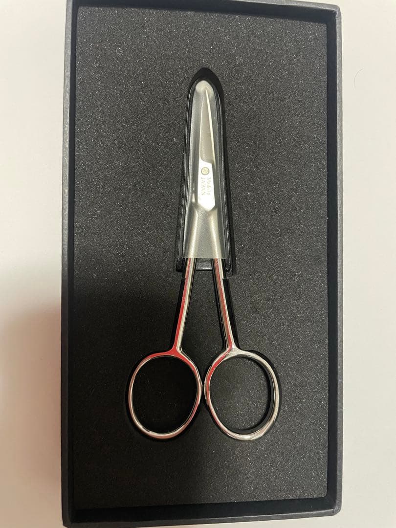 切り絵ハサミ　蒼山 日菜監修