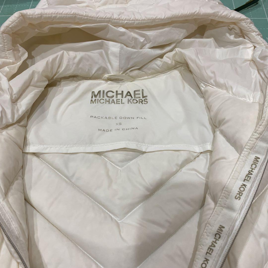 【お値下げ‼️】マイケルマイケル・コース　パッカブルダウンフィル　ジャケット美品