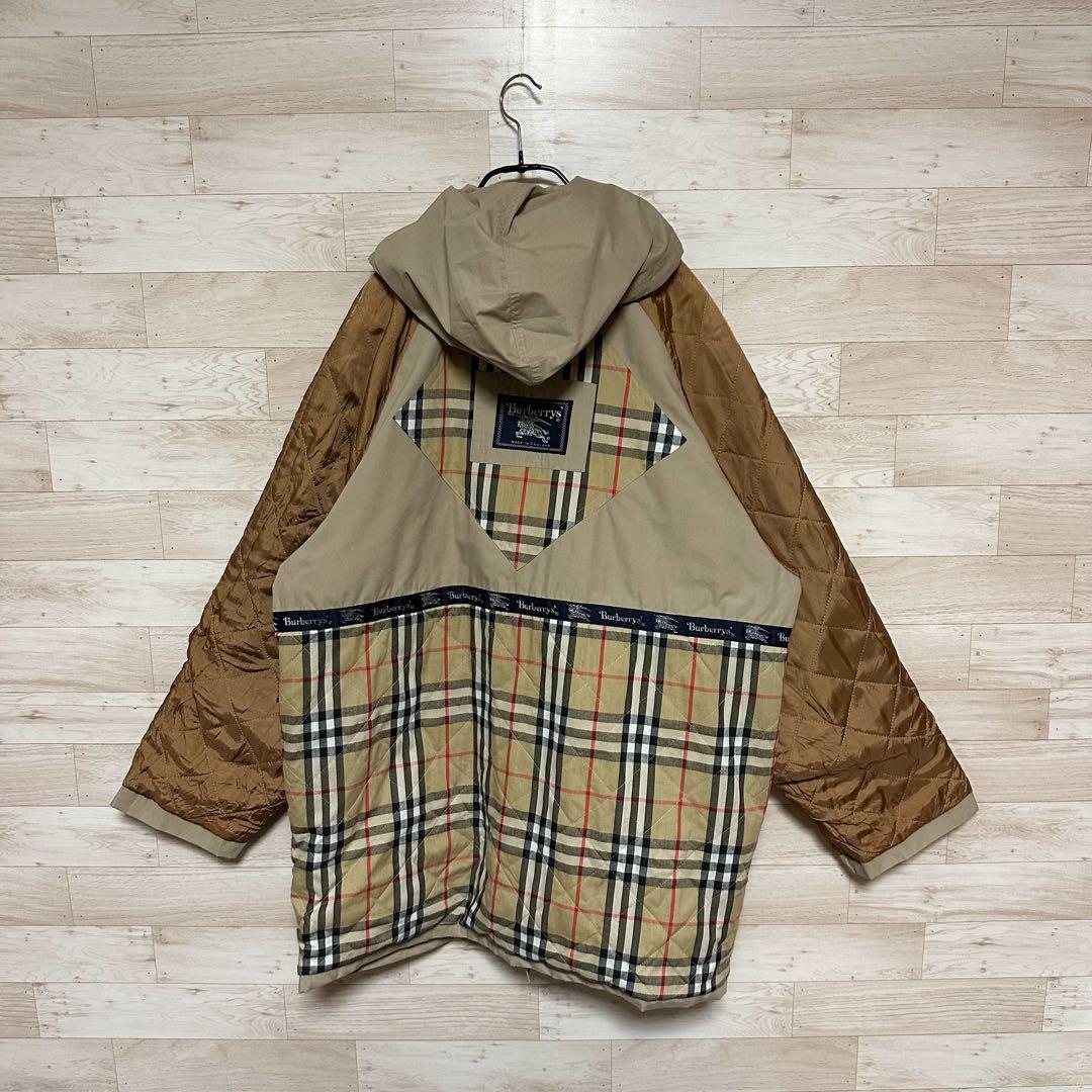 ✨BURBERRY バーバリー ノバチェック 収納フード付き ジャケット✨