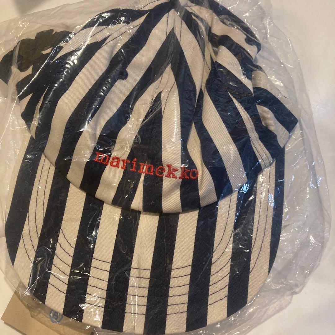 マリメッコ　キャップ