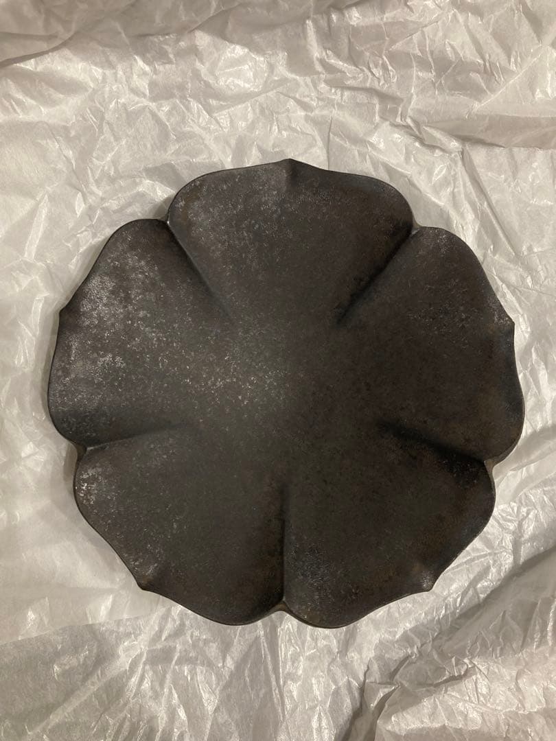 伊藤剛俊さん　花型皿