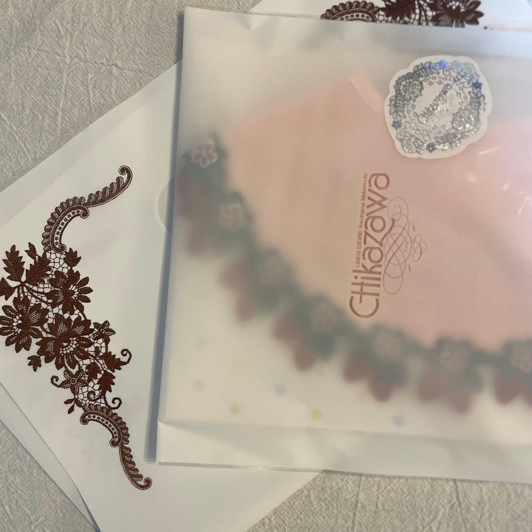 おまとめ用⭐️ベビースタイいちご⭐️花より団子２枚