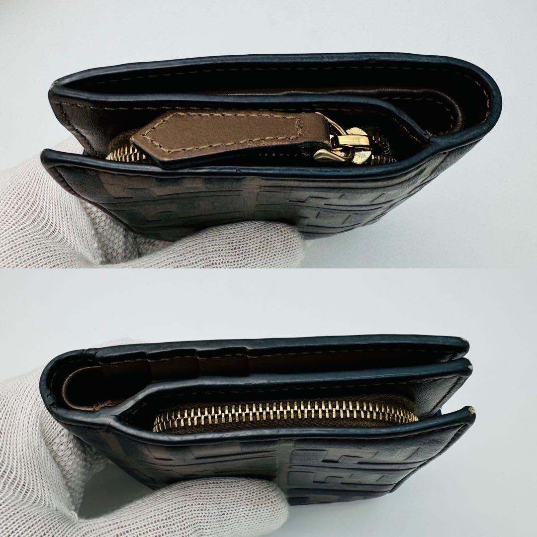 FENDI フェンディ ズッカ 二つ折り財布 財布 397