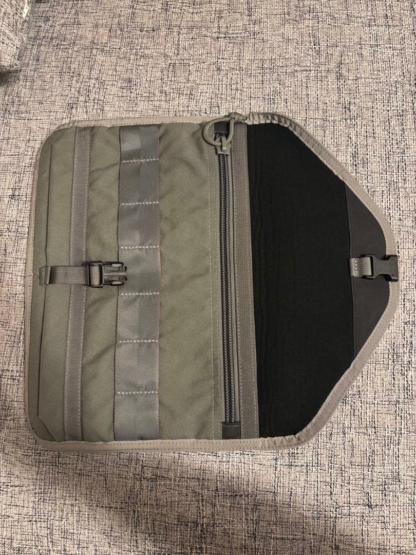 【人気商品】BRIEFING FREIGHTER 13 LAPTOP CASE