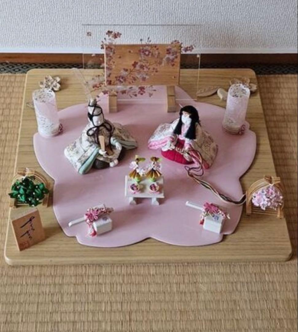 一秀作　雛人形　さくらさくら　平飾り金彩仕様