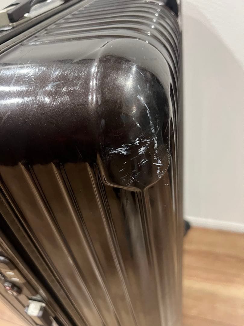 ヨシ リモワ サルサ デラックス 104L