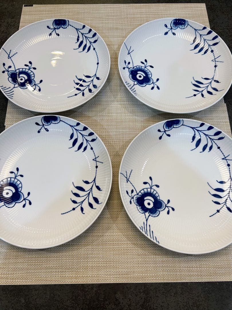 ロイヤルコペンハーゲン ブルー フルーテッド メガ4枚セット