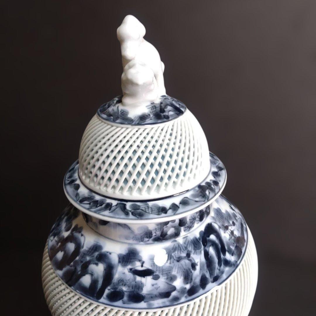 未使用 正光窯 有田焼 琴峰作 獅子摘蓋 網目透かし山水図 蓋付飾壺 高36㎝