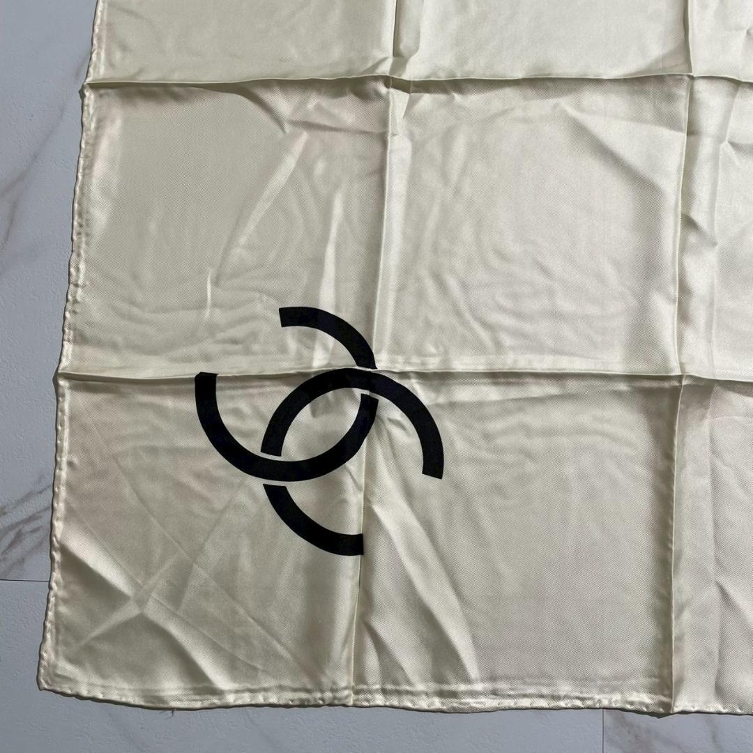激レア美品！CHANEL シャネル ココマーク スカーフ ホワイト