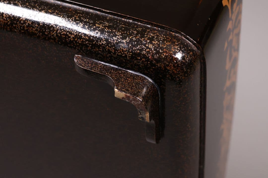 【MA808】時代 加賀蒔絵 桐鳳凰・花唐草 金蒔絵 梨地 饅頭箱 菓子箱 漆芸