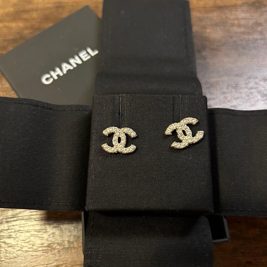 ☆新品・未使用・シャネルCHANELピアス・ゴールド・パール
